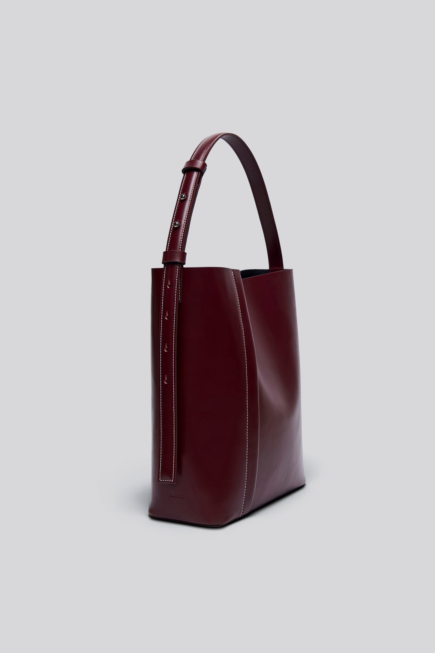 LARGE TOTE PLISSÉ BURGUNDY