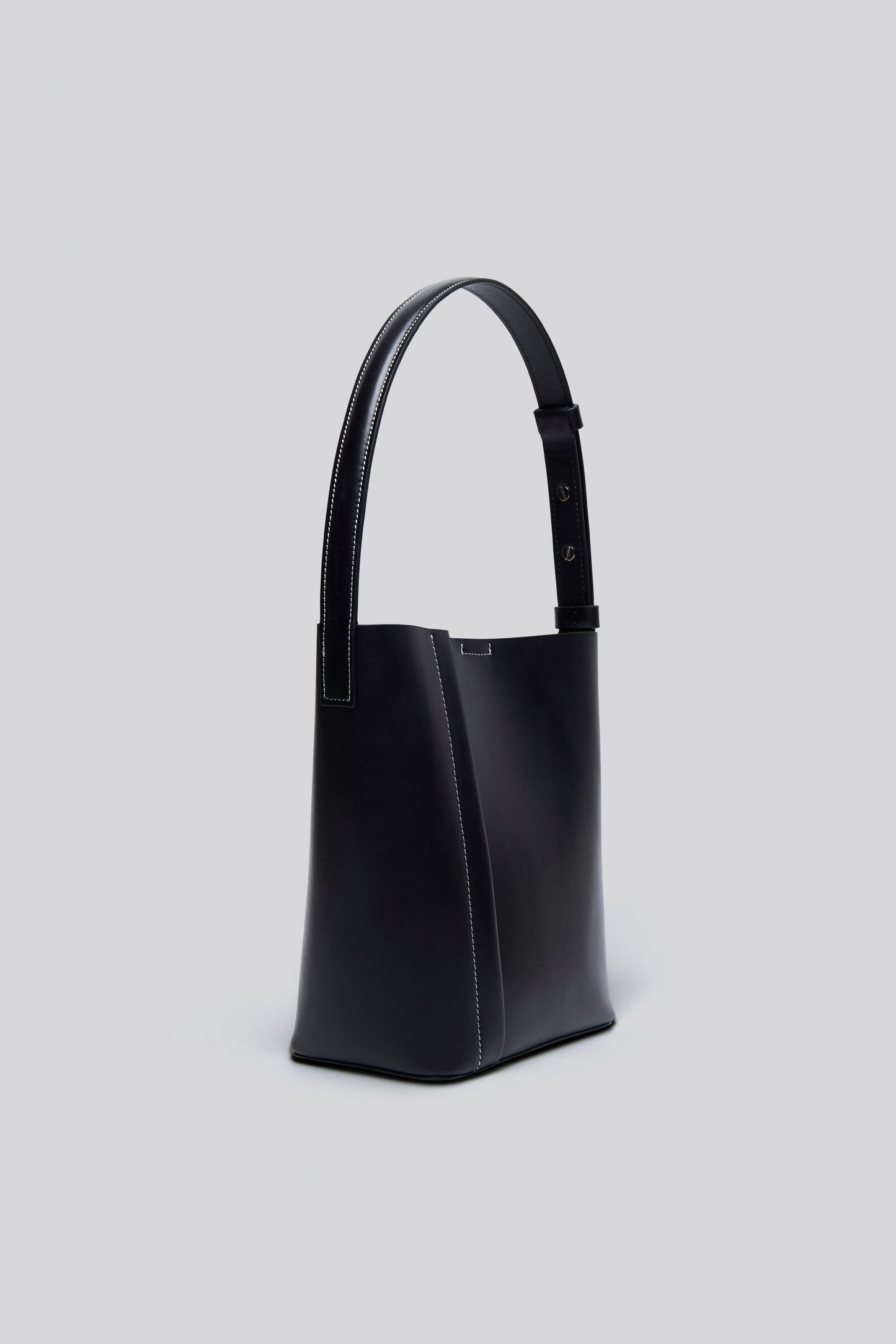 MEDIUM TOTE PLISSÉ BLACK