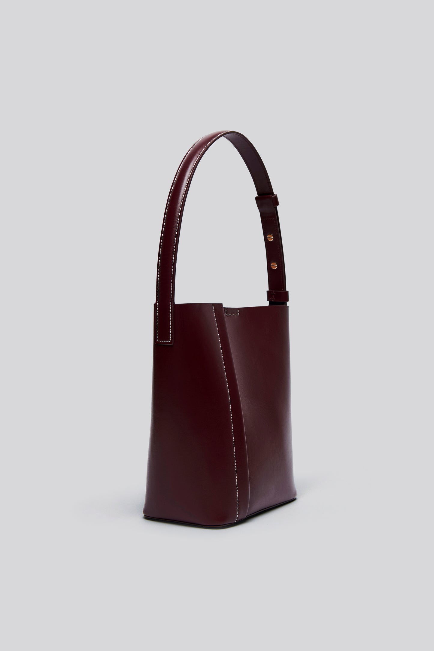 MEDIUM TOTE PLISSÉ BURGUNDY