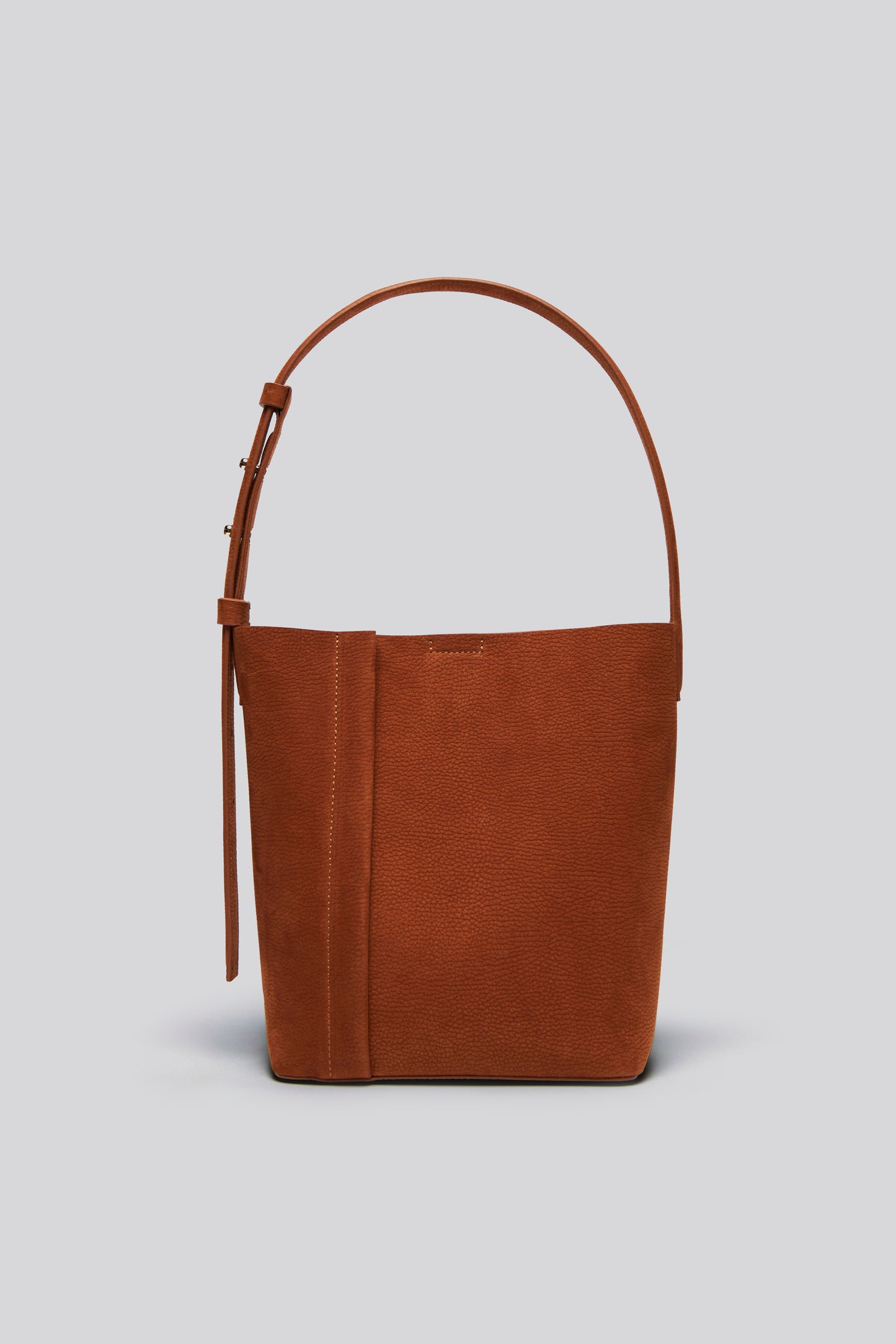 MEDIUM TOTE PLISSÉ TOFFEE NUBUCK