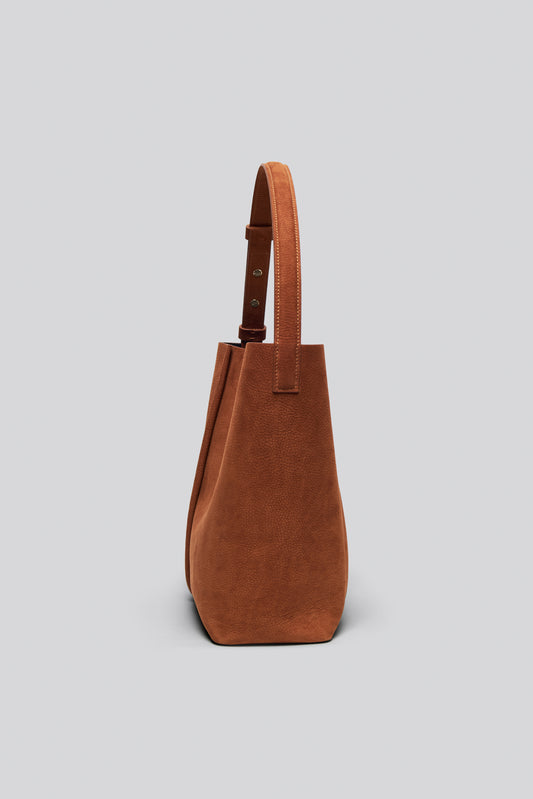 MEDIUM TOTE PLISSÉ TOFFEE NUBUCK